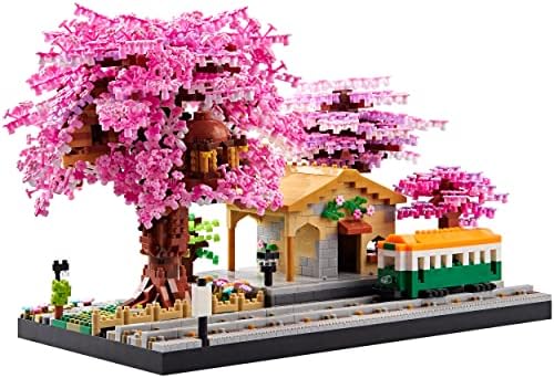 Japanese Cherry Blossom Tree Micro Blocks Building Set with 2 Figures