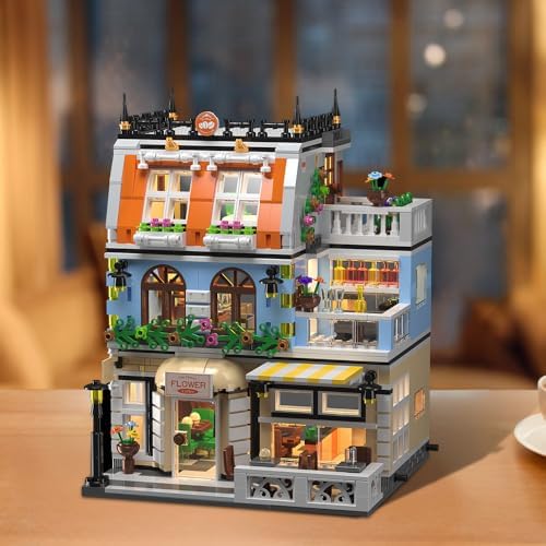 RAVAYO City Garden Hotel Building Set with LED Lights
