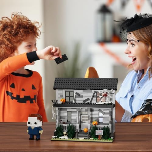 Horror Movie Halloween Figure House Building Block Kit 586 Pieces