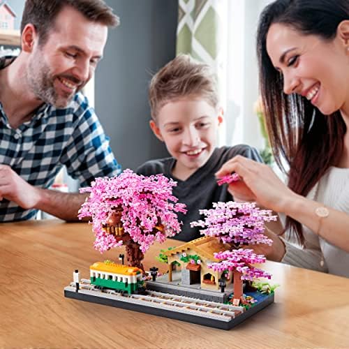 Japanese Cherry Blossom Tree Micro Blocks Building Set with 2 Figures